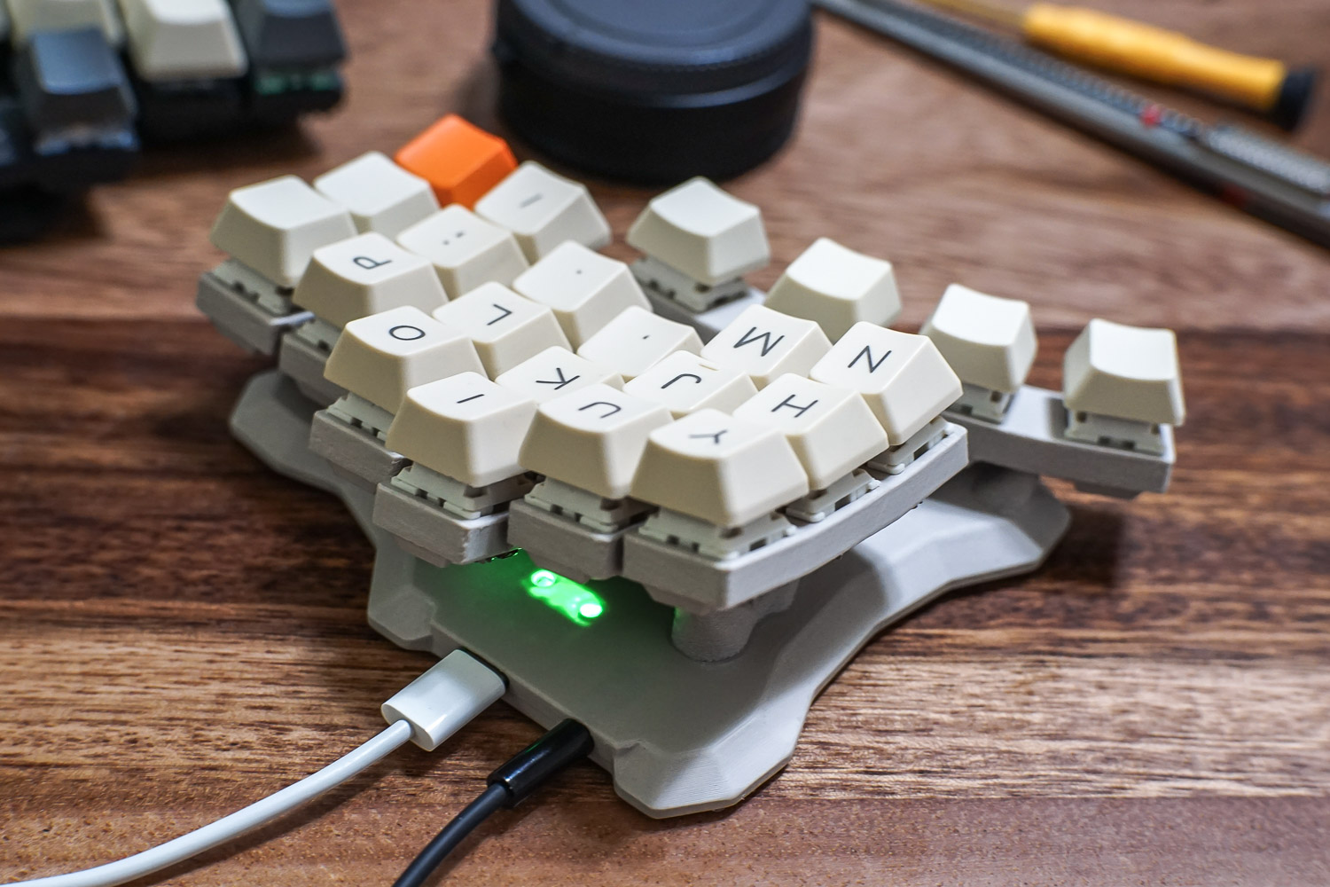 Green MCU light